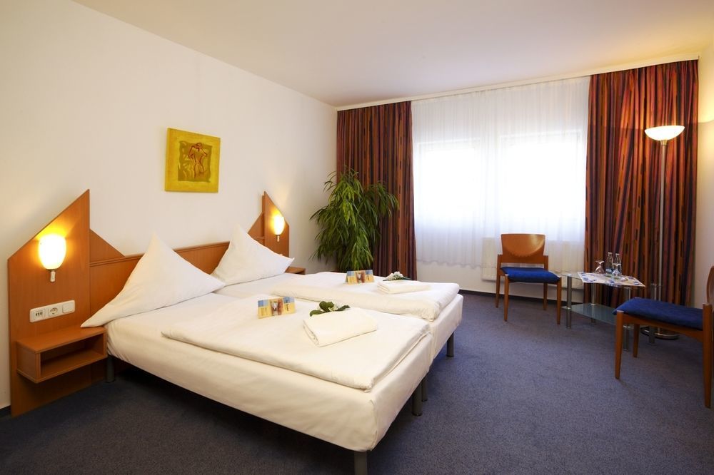 Hotel Und Restaurant "Zur Zwiebel" Peenemunde Exteriér fotografie